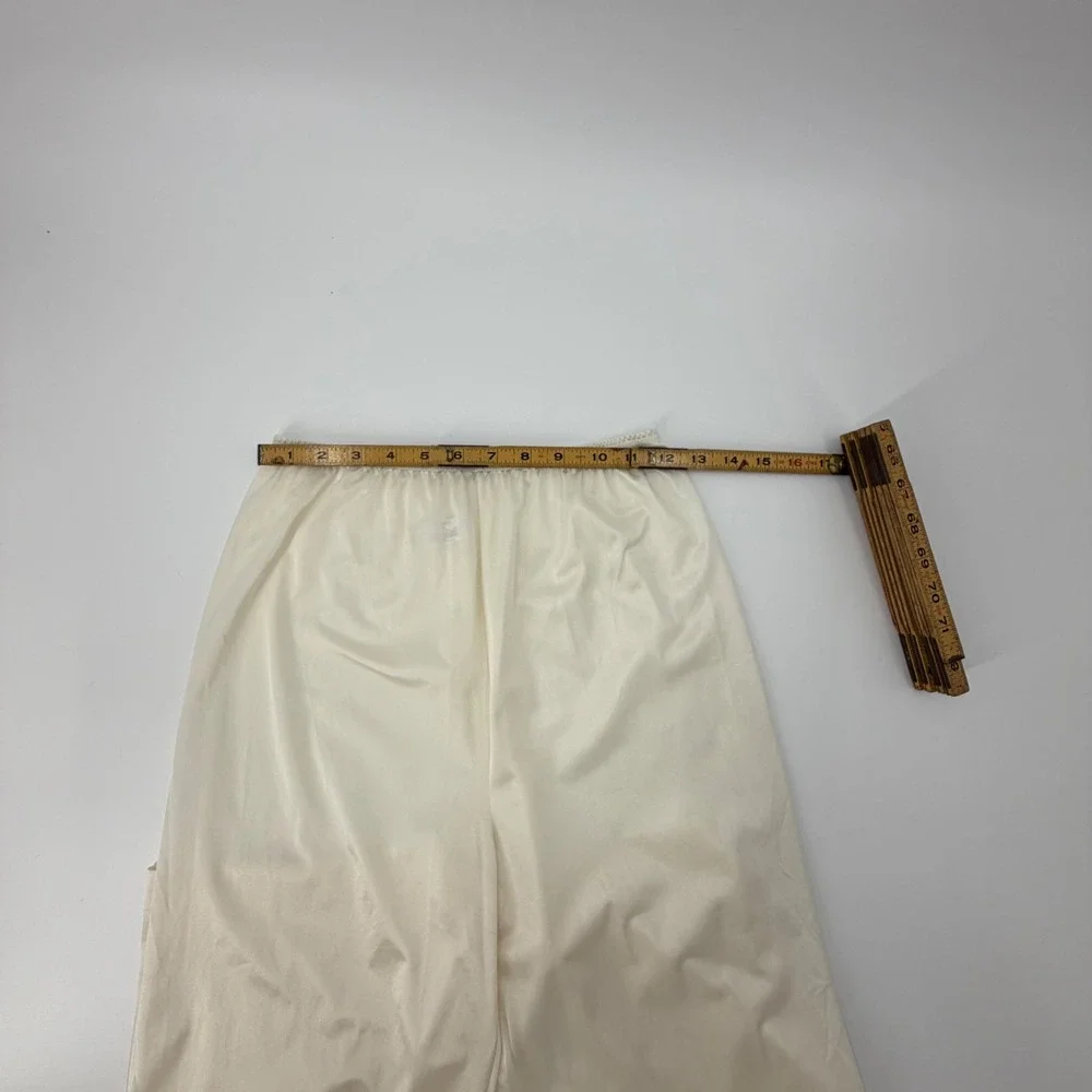 lorraine vintage ivory